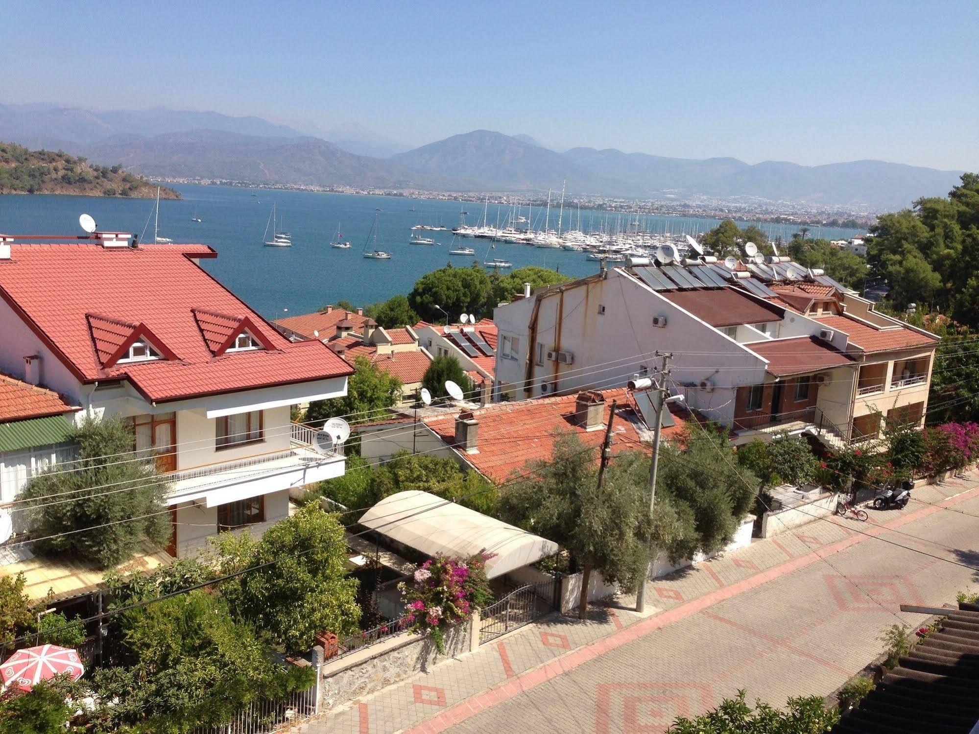 Ferah Hostel Monica'S Place Fethiye Zewnętrze zdjęcie