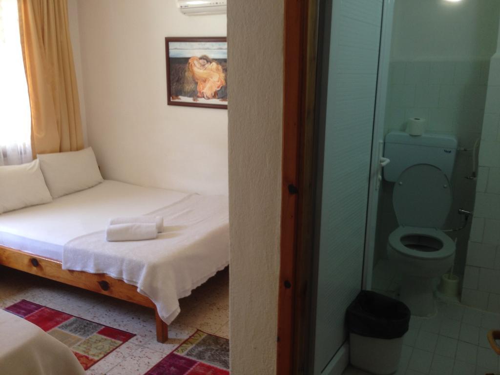 Ferah Hostel Monica'S Place Fethiye Zewnętrze zdjęcie