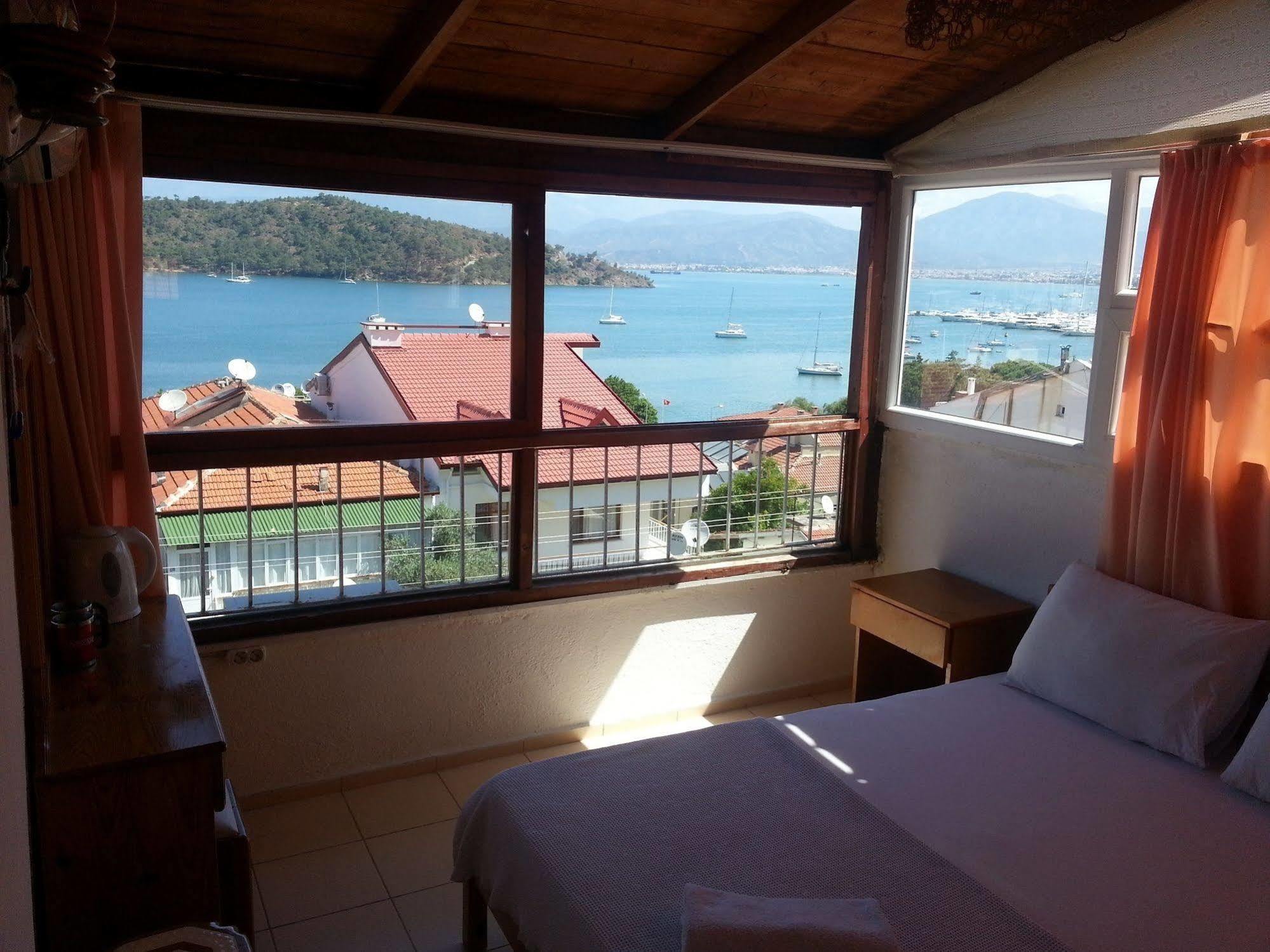 Ferah Hostel Monica'S Place Fethiye Zewnętrze zdjęcie