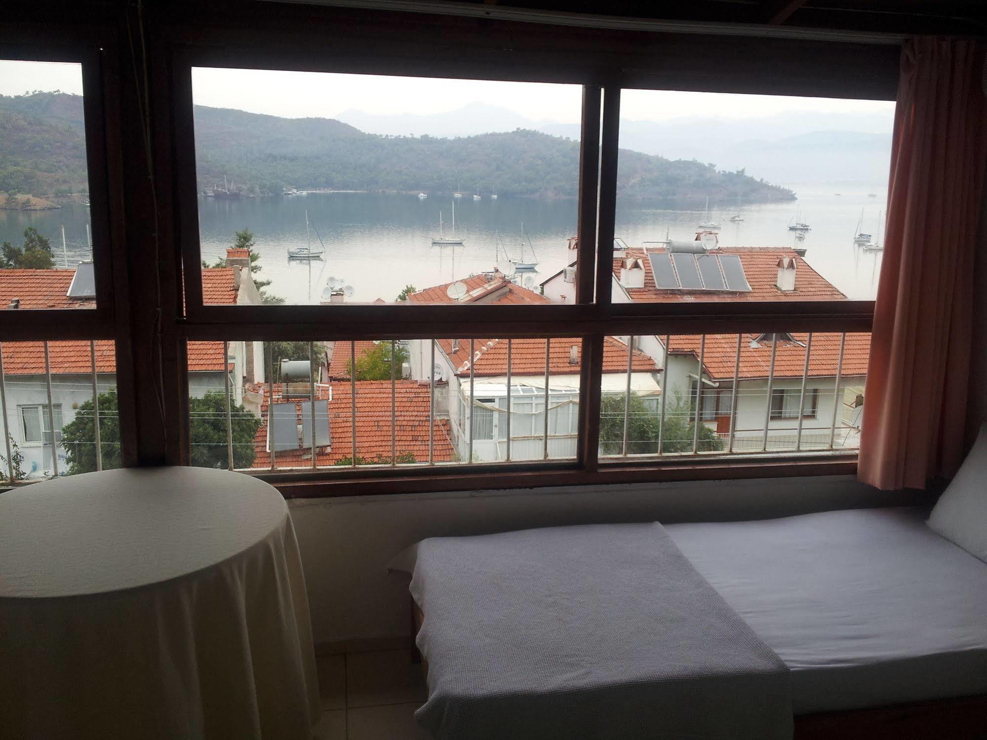 Ferah Hostel Monica'S Place Fethiye Zewnętrze zdjęcie