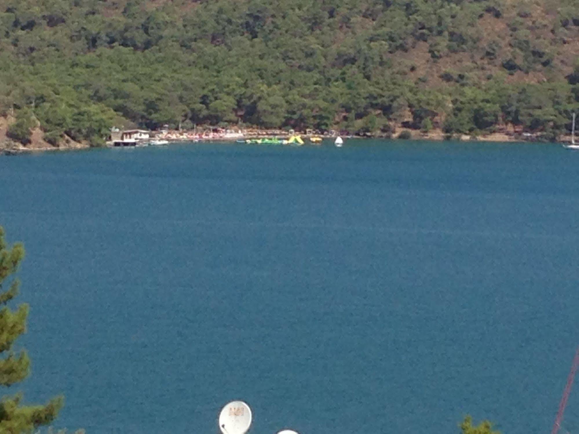 Ferah Hostel Monica'S Place Fethiye Zewnętrze zdjęcie