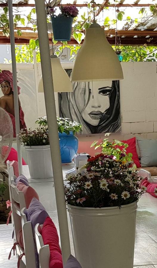 Ferah Hostel Monica'S Place Fethiye Zewnętrze zdjęcie